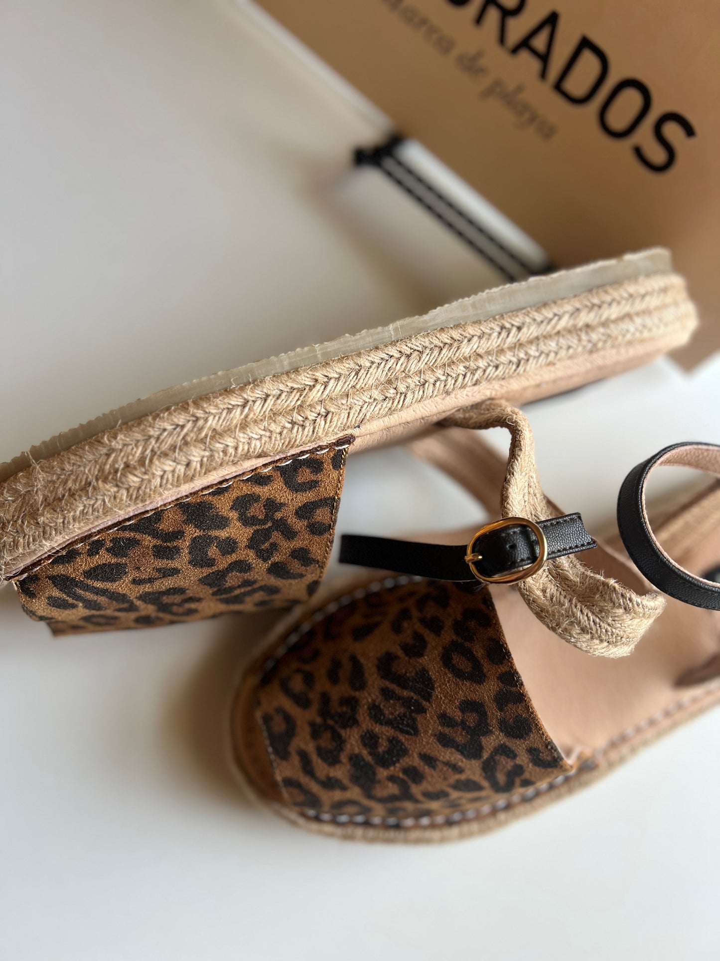 LOLA EN ANIMAL PRINT