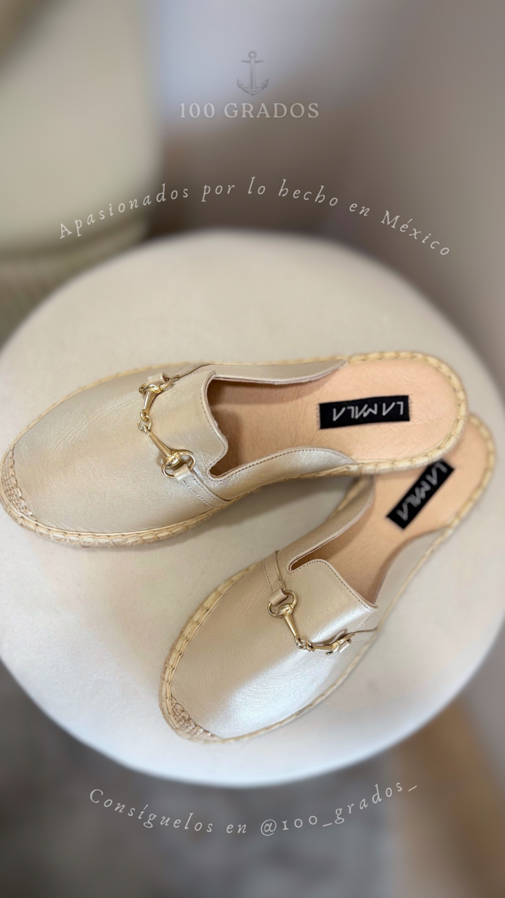 LUCIA MULES